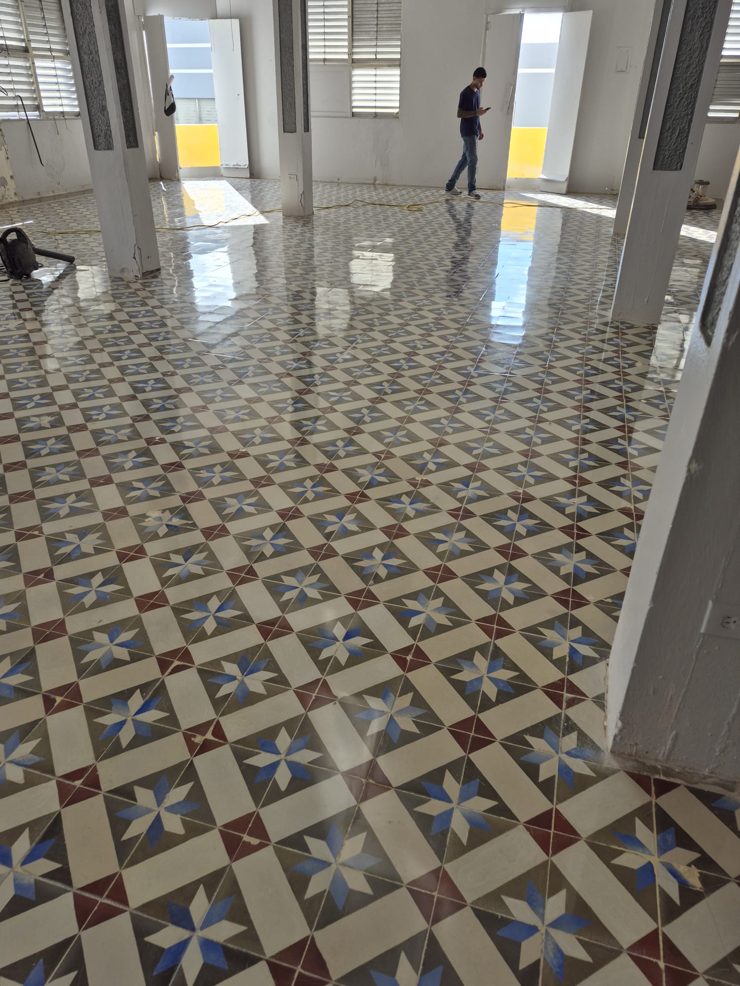 Trabajo reciente de pulido de pisos 8